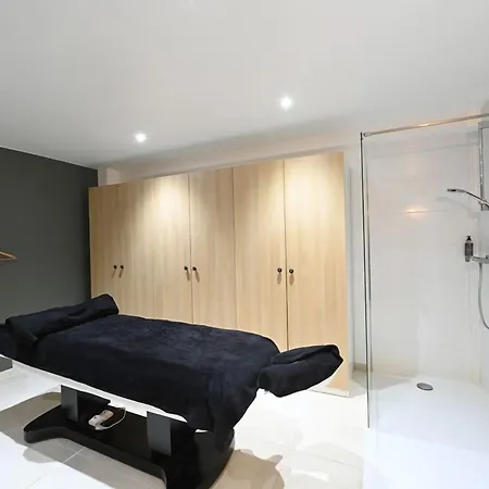 Manoir De L'eveche Et Lägenhetshotell 3*