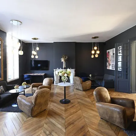 Manoir De L'eveche Et Апарт-отель 4*