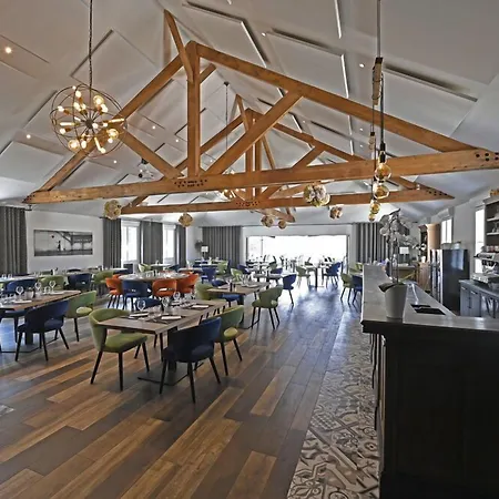 Manoir De L'eveche Et Апарт-отель 4*