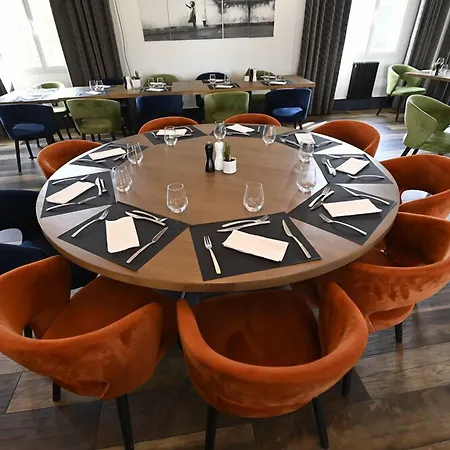 Апарт-отель Manoir De L'eveche Et Лизьё