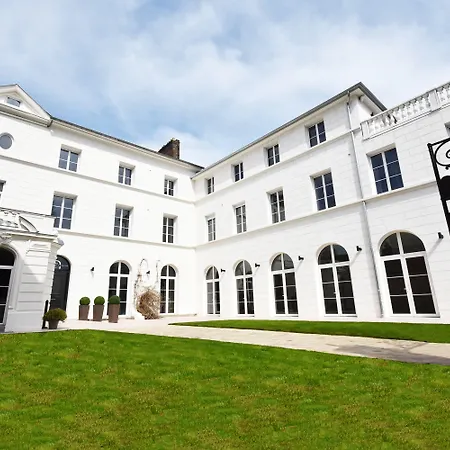 Manoir De L'eveche Et Lägenhetshotell