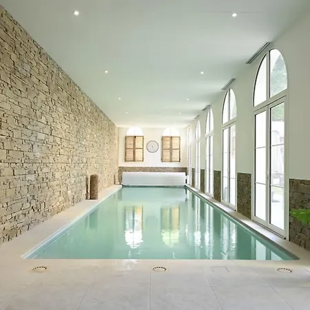 Manoir De L'eveche Et Лизьё