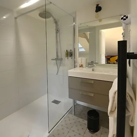 アパートホテル Manoir De L'eveche Et 3*