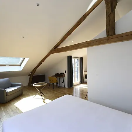 Manoir De L'eveche Et Лизьё