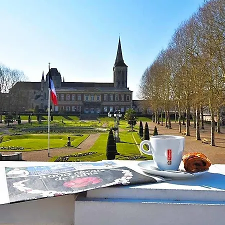 Manoir De L'eveche Et アパートホテル