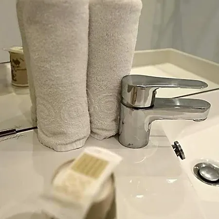 Manoir De L'eveche Et 3* リジュー