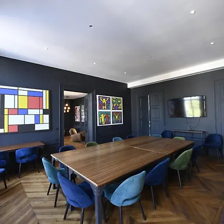 Manoir De L'eveche Et 3*