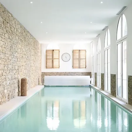 Manoir De L'eveche Et Lägenhetshotell