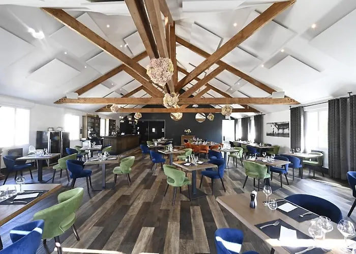 Manoir De L'eveche Et Апарт-отель 4*