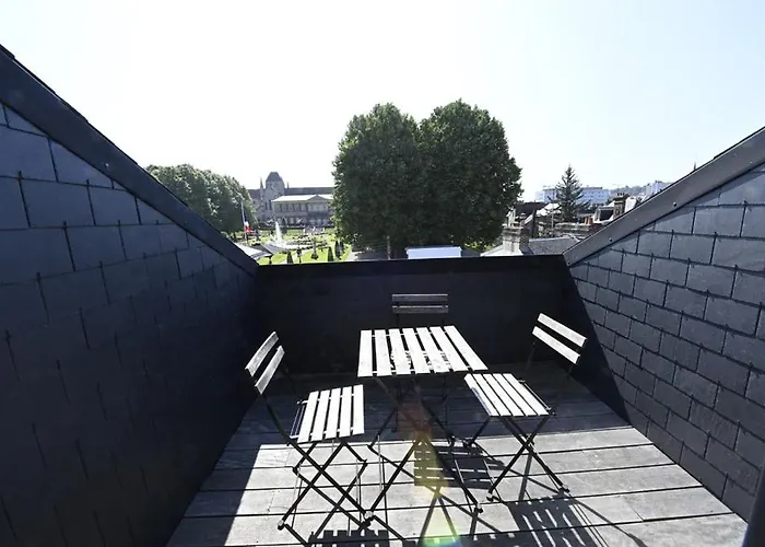 Aparthotel Manoir De L'eveche Et