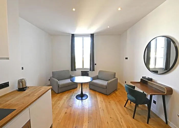 Manoir De L'eveche Et