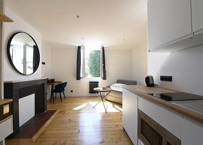 Manoir De L'eveche Et Aparthotel 4*