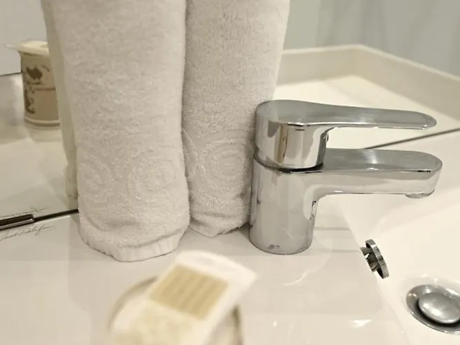 Manoir De L'eveche Et Aparthotel