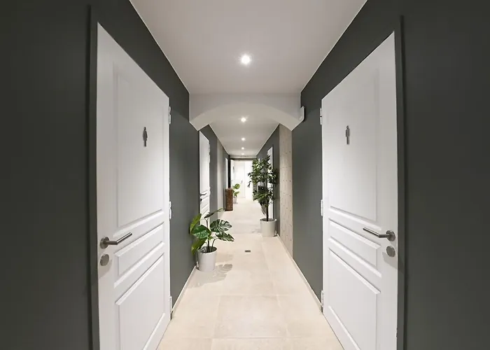 Manoir De L'eveche Et Aparthotel 4*