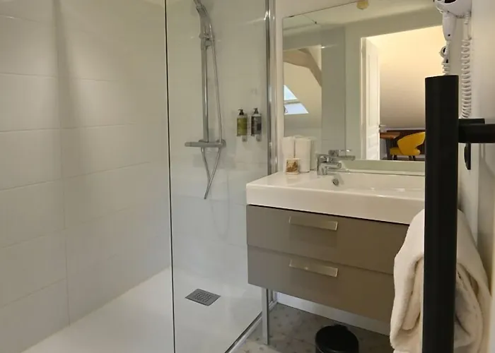 Aparthotel Manoir De L'eveche Et 4*