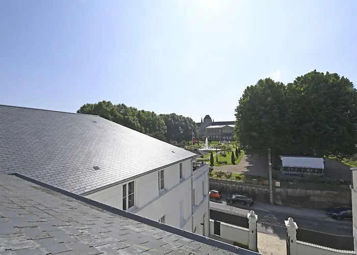 Aparthotel Manoir De L'eveche Et Lisieux